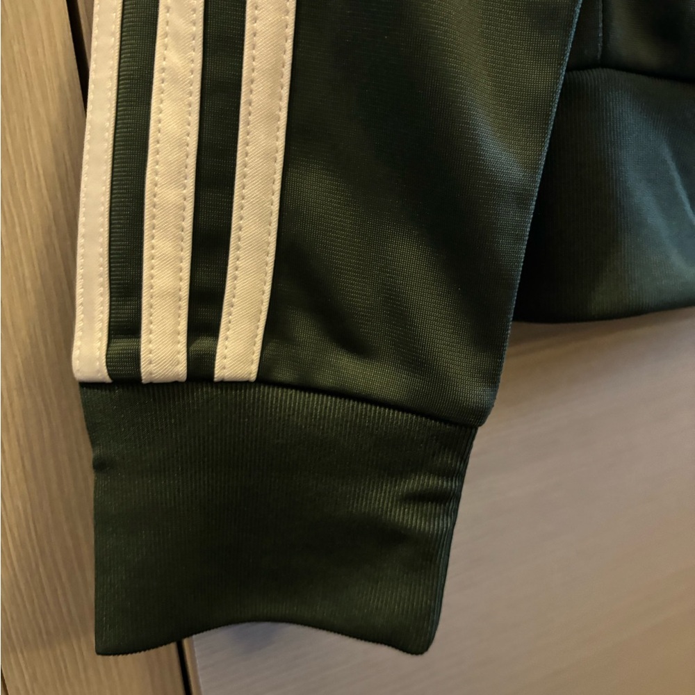 Adidas Men's Green Jacket - Picture 7 of 8